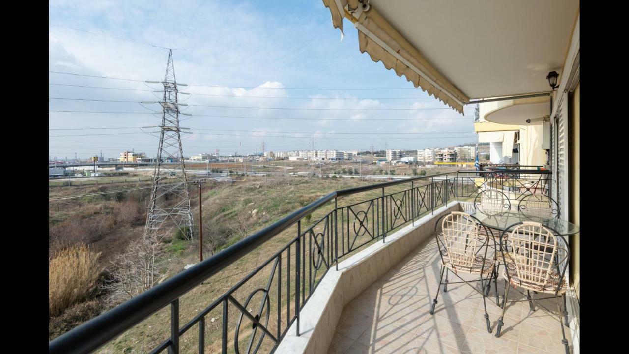 Third Floor Lux Apartment With Nice View テッサロニキ エクステリア 写真