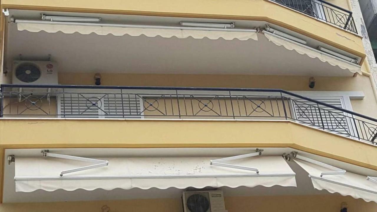Third Floor Lux Apartment With Nice View テッサロニキ エクステリア 写真