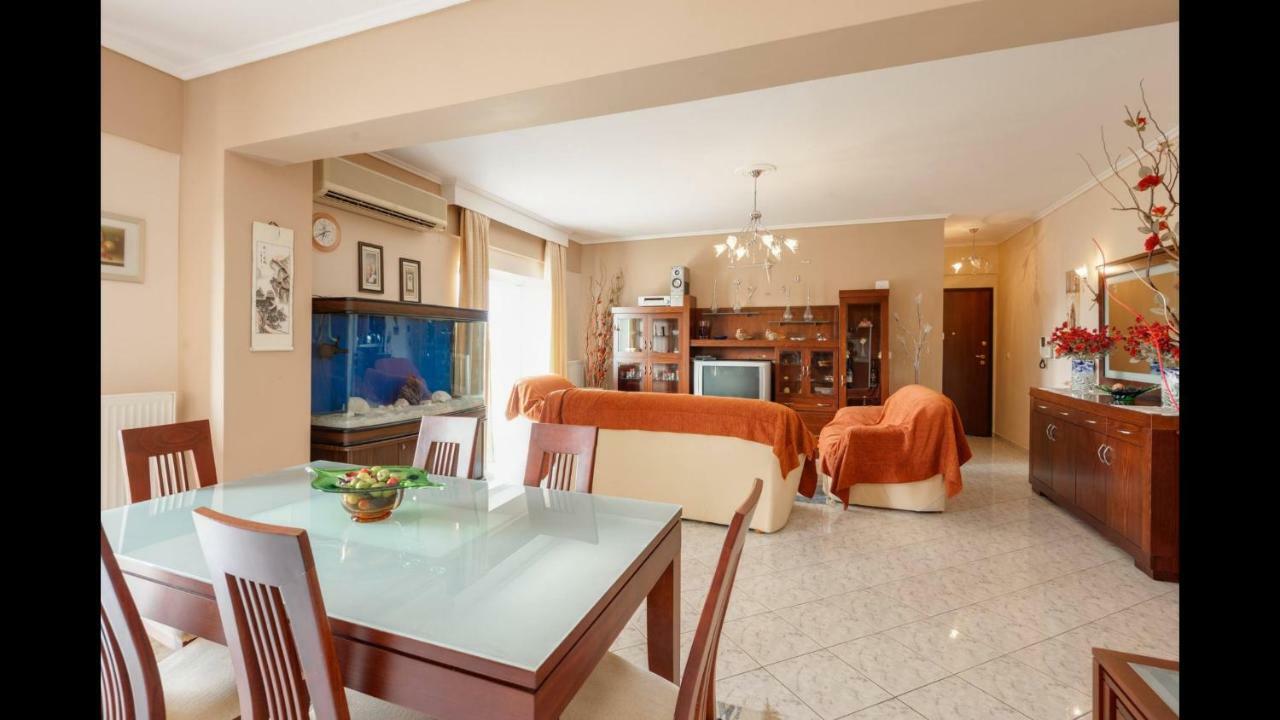 Third Floor Lux Apartment With Nice View テッサロニキ エクステリア 写真