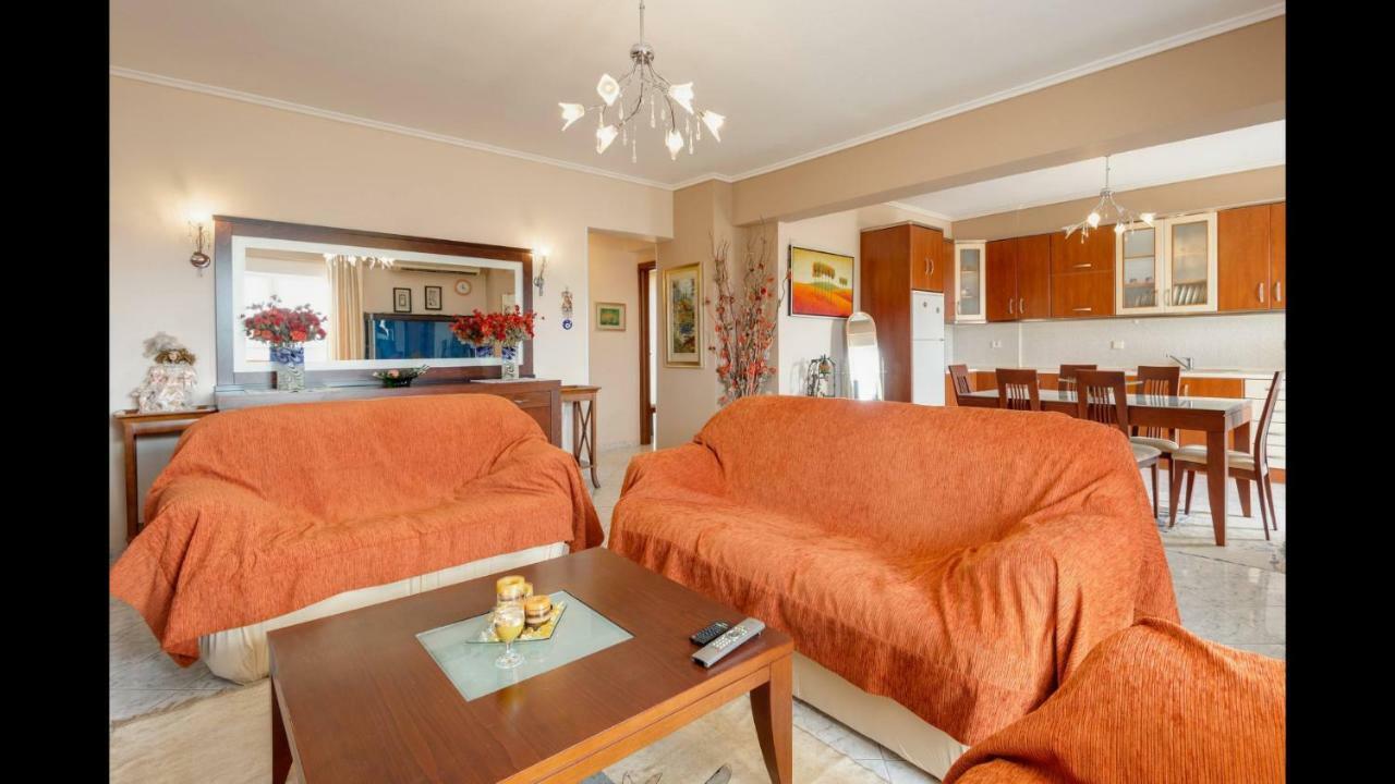 Third Floor Lux Apartment With Nice View テッサロニキ エクステリア 写真